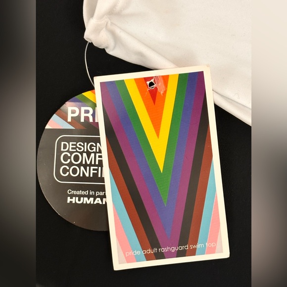 LGBTQ Unisex Black & White Long Sleeve Pride Adult Rash guard Swim/Athletic Top - Picture 8 of 8